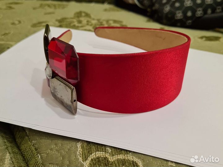 Ободок для волос с цветами