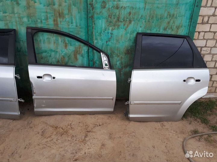 Двери форд фокус универсал 2