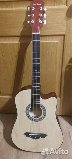 Акустическая гитара