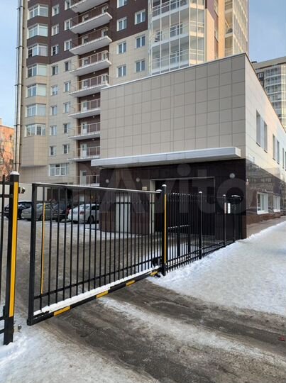 Машиноместо, 20 м²