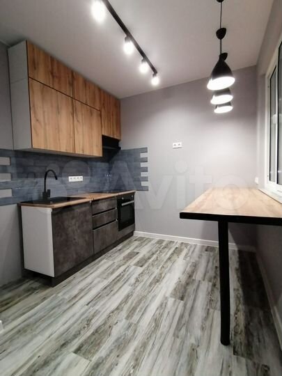 2-к. квартира, 37 м², 13/25 эт.