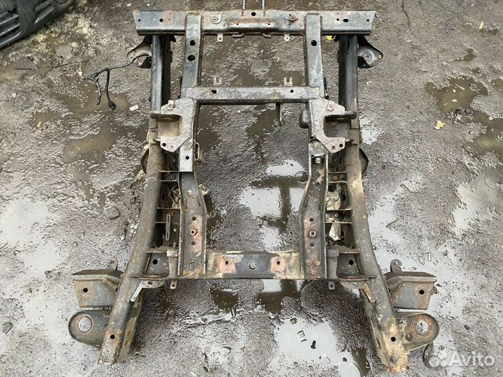 Рама Ленд Ровер