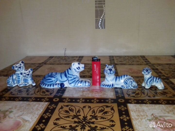 Статуэтки Гжель