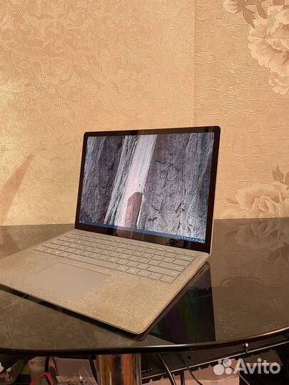 Microsoft surface i5 gen7/2K Сенсор/8GB/SSD