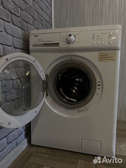 Стиральная машина zanussi