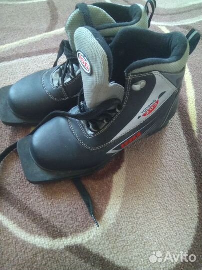 Беговые лыжи