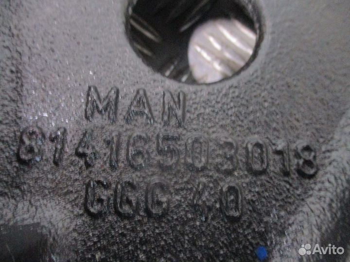 Кронштейн усилителя переднего бампера правый MAN 8