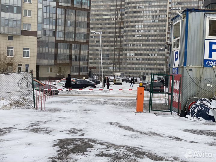 Место на автостоянке