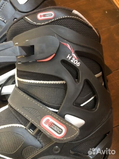 Роликовые коньки