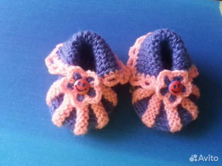 Новые вязаные пинетки