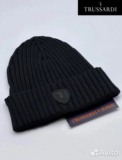 Шапка trussardi