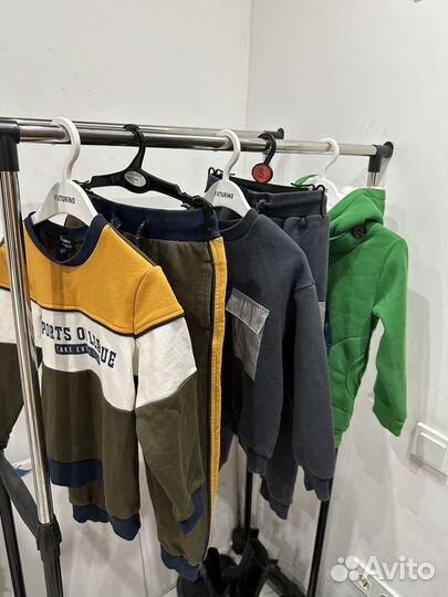 Брендовые вещи пакетом на мальчика (110р)
