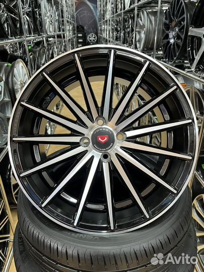 Диски литые R17 4*100 Vossen спицы