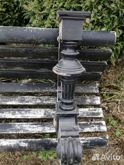 Часть к шкафу, серванту. Старина