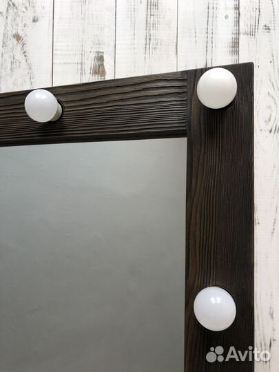 Зеркало с подсветкой