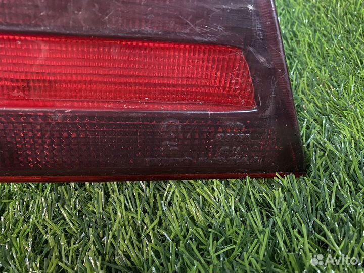 Задний левый фонарь Mercedes Benz E-Class W210