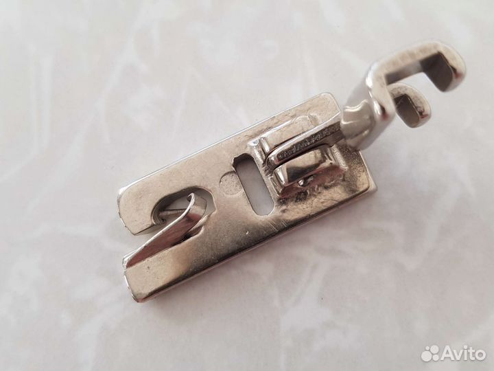 Иглы, шпульки,нитки СССР