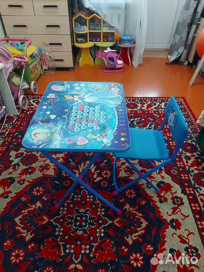 Детский столик и стульчик