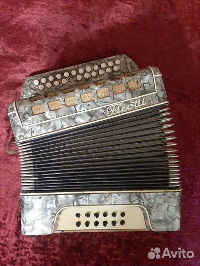 Баян (аккордеон) firotti