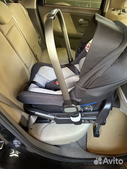 Автолюлька Nuna с базой Isofix