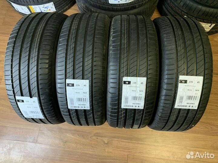 Michelin Primacy 4 235/45 R18 98W