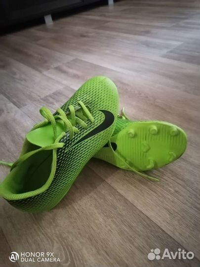 Футбольные бутсы nike 37.5