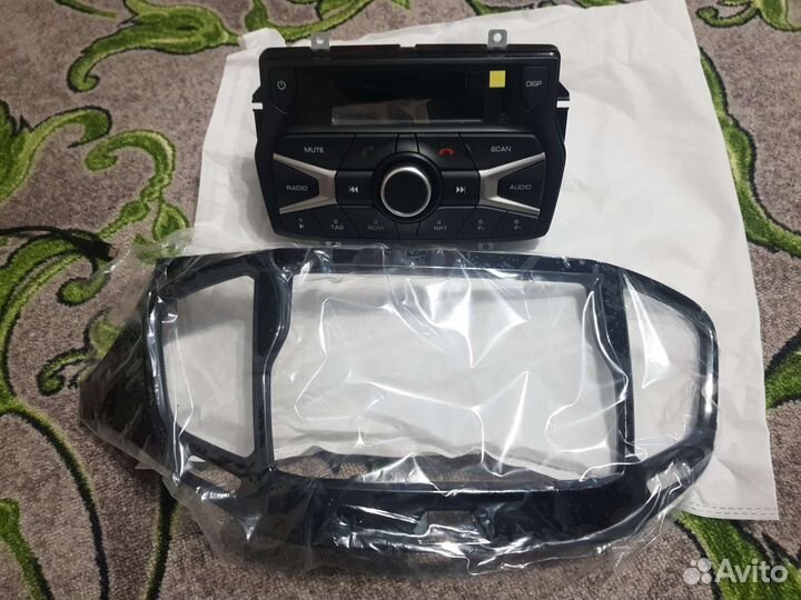 Аудио магнитола