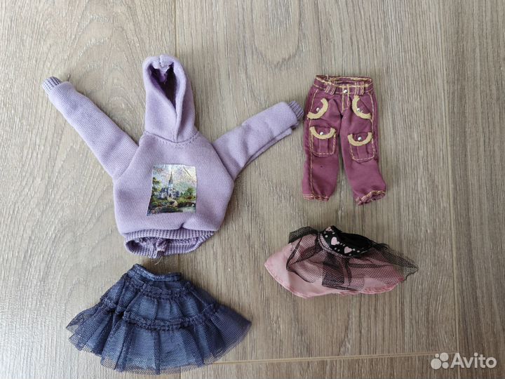 Одежда и обувь для кукол Bratz