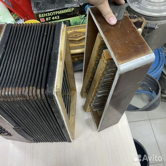 Старинная гармонь Кировская фабрика (Сзр)