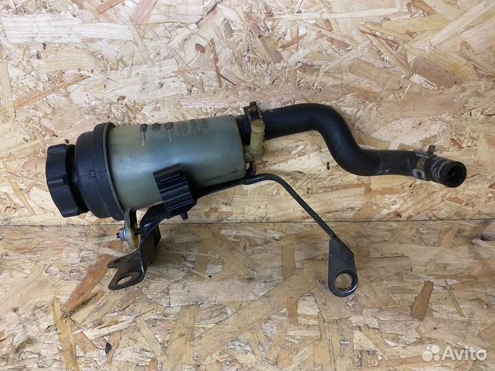 Бачок гидроусилителя Ford Focus 3 рест. 2016 1.6