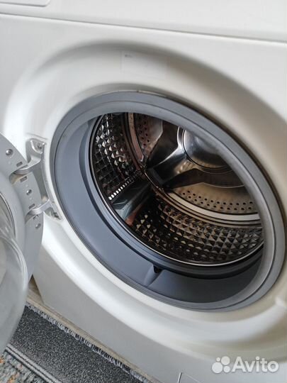 Стиральная машина полностью рабочая Samsung