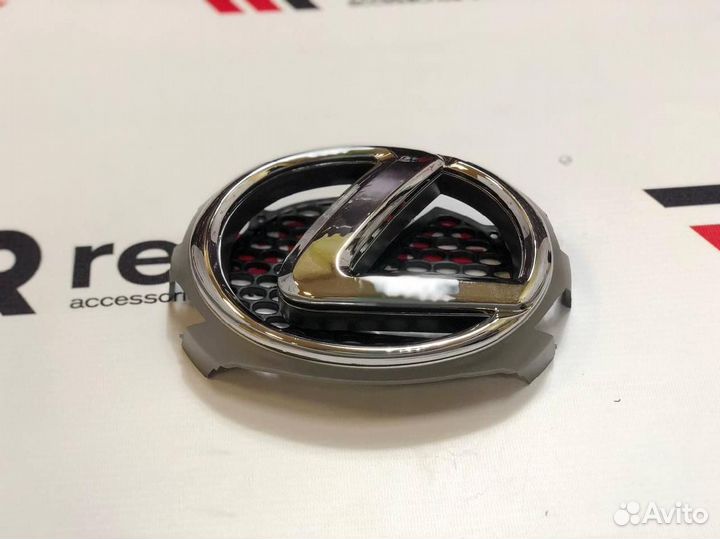 Решетка радиатора Lexus LX470 2м 2003-2007 S1809