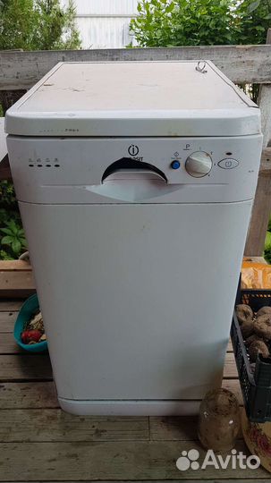 Посудомоечная машина indesit