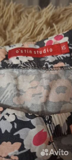 Платье женское много