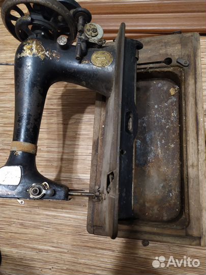 Швейная машинка бу ручная