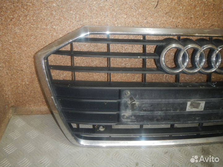 Решетка радиатора, Audi -A6 (C8) (18)