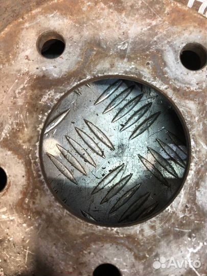 Диски тормозные передние Nissan Primera P12 1.6