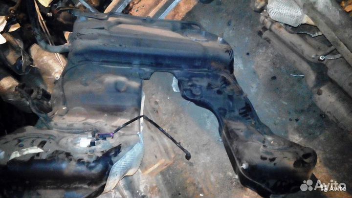 Бак топливный Audi A8 D4 4H