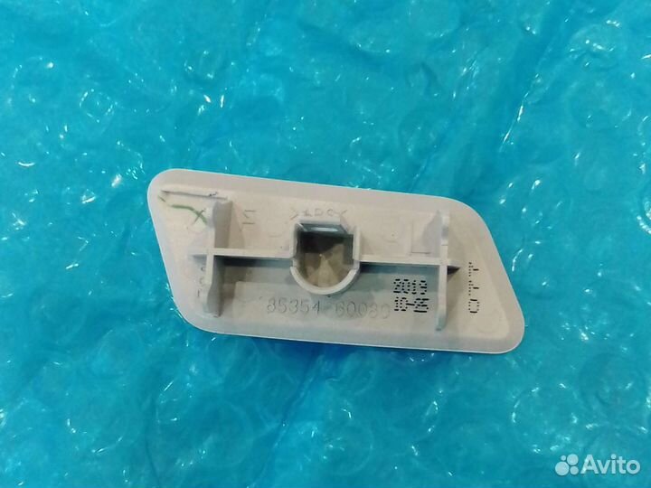 Крышка форсунки Lexus Lx570 левая белый перл 15