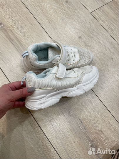 Кроссовки р.31
