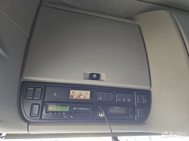 DAF XF106 с полуприцепом, 2017