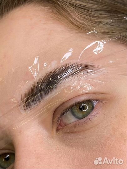 Ламинирование бровей