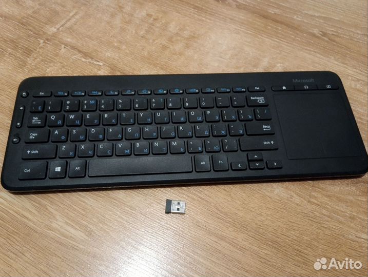 Клавиатура беспроводная Microsoft с тачпадом