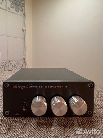 Цифровой стерео усилитель Breeze audio BA50