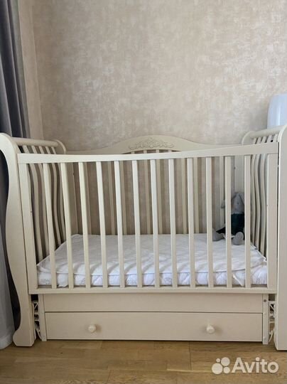 Детская кроватка гандылян