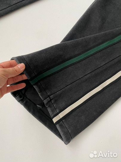 Стильные спортивные штаны женские