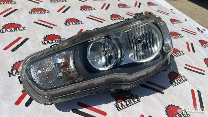 Фара левая на mitsubishi lancer 10
