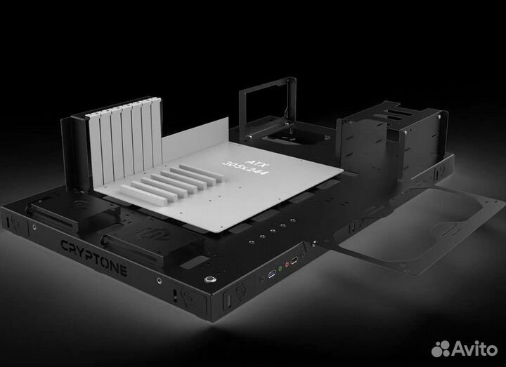 Настенный компьютерный стенд