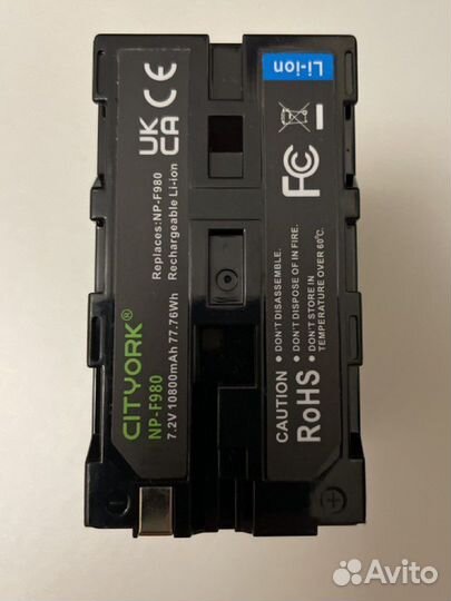 Батаея np- F980 с индикатором заряда 10800 mah