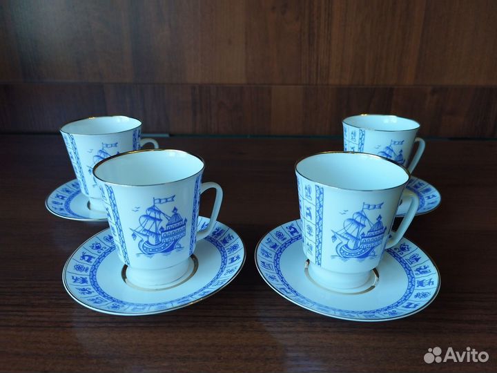 Чайный сервиз на 4 персоны